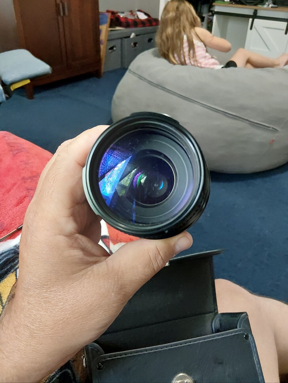 Sigma Beauty Black Telephoto Zoom Lens for Cameras - Picture 4 of 6